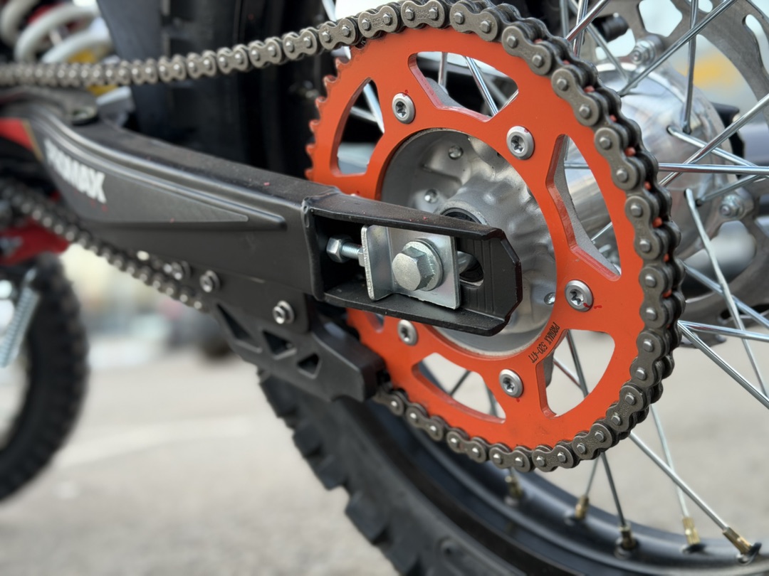 Кроссовый мотоцикл (эндуро) PROMAX BERNAUT 400 в Перми