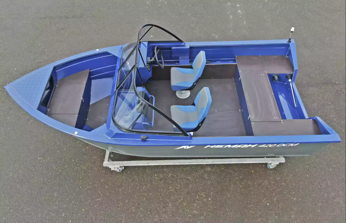 Алюминиевый катер Неман-420 DCM в Перми