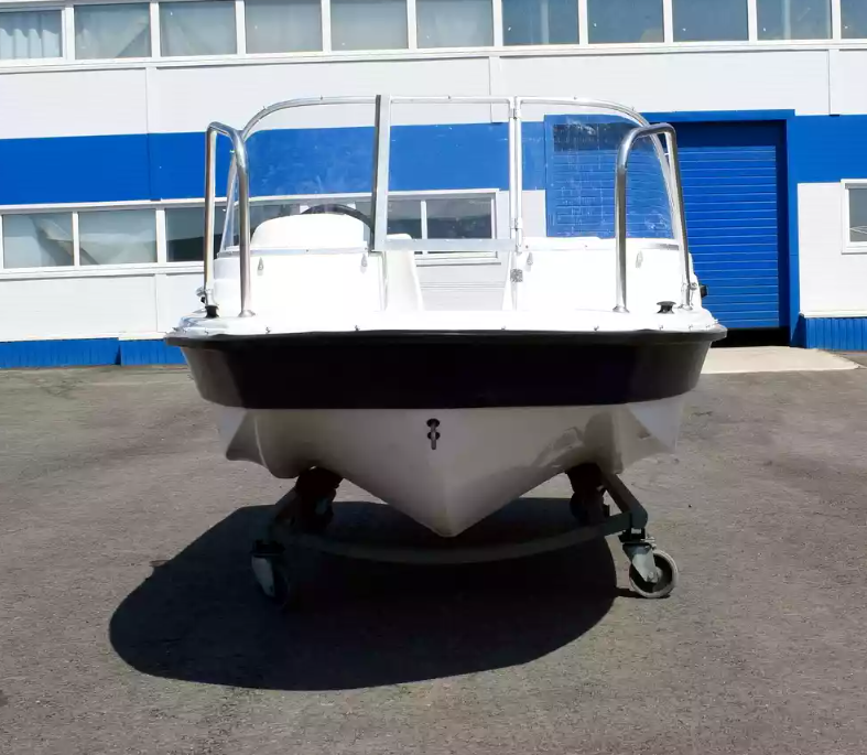 Стеклопластиковый катер Wyatboat-430 DC (тримаран) в Перми