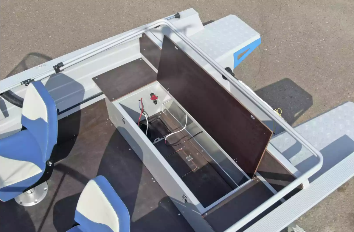 Алюминиевый катер Неман-420 DCM NEW в Перми