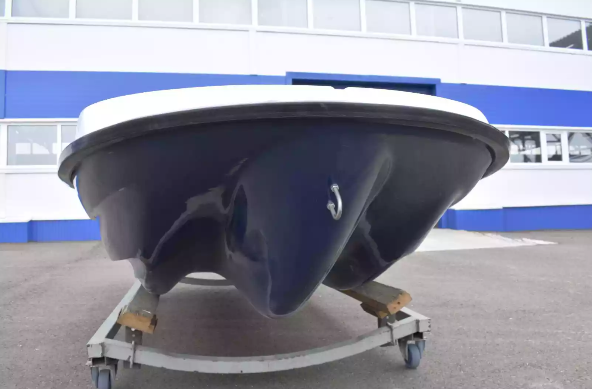 Стеклопластиковая лодка Пингвин New (тримаран) в Перми