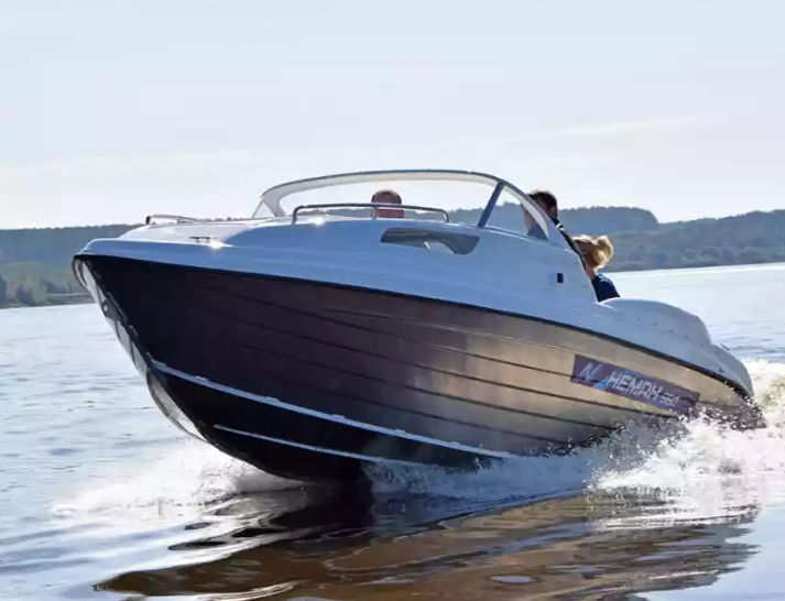 Комбинированный катер Neman-550 с каютой в Перми