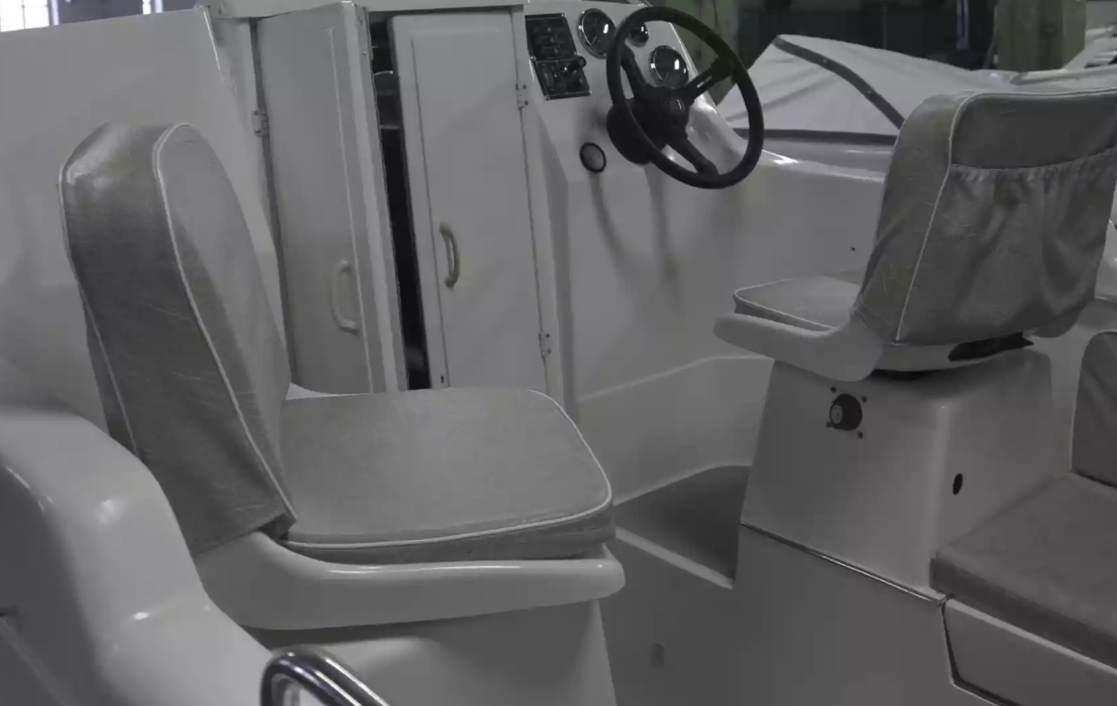 Стеклопластиковый катер Neman-500 в Перми