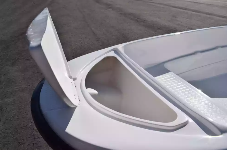 Стеклопластиковая лодка Пингвин (тримаран) в Перми