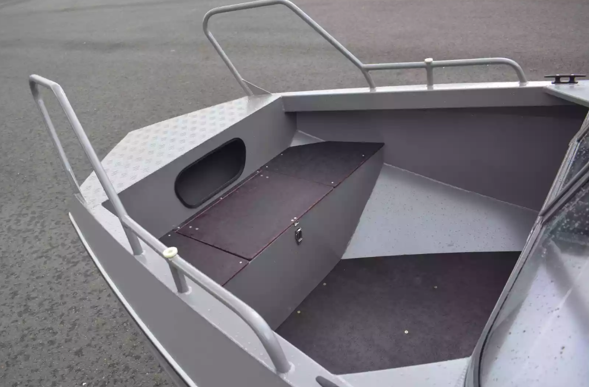 Алюминиевый катер Неман 550 DC в Перми