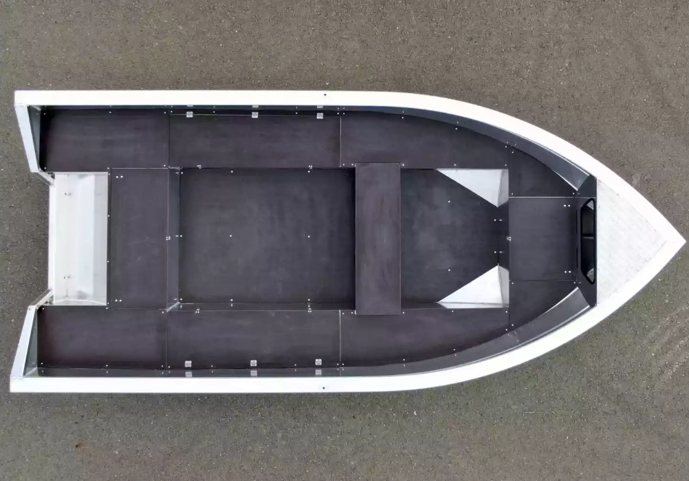 Алюминиевая лодка  Неман-420 в Перми