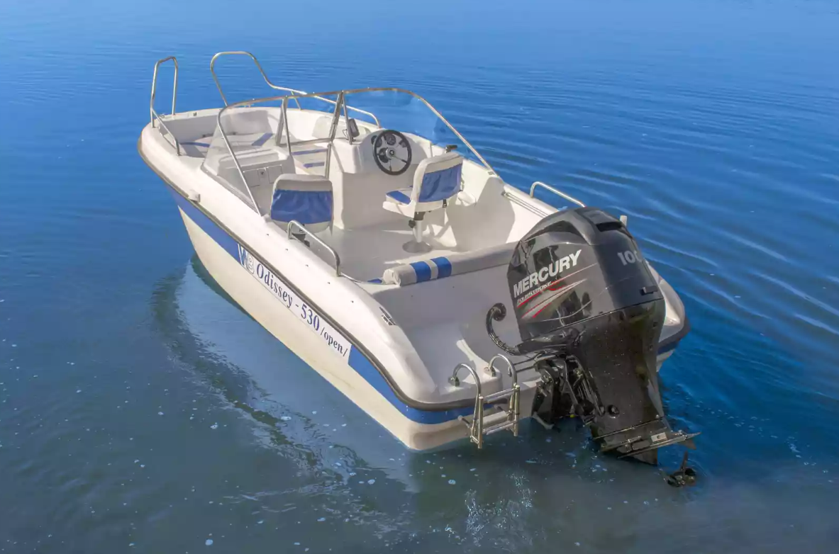 Стеклопластиковый катер Neman-530 Open в Перми