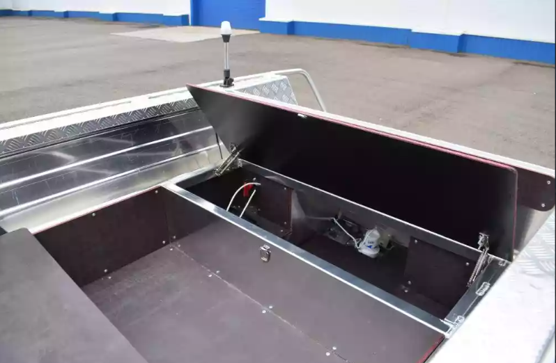 Алюминиевый катер Wyatboat-390 DCM Увеличенный борт в Перми