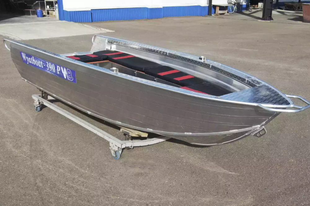 Алюминиевая лодка Wyatboat-390РМ увеличенный борт в Перми