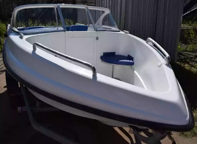 Стеклопластиковый катер Neman-450 Open в Перми