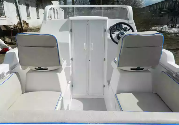 Комбинированный катер Neman-500 с каютой в Перми