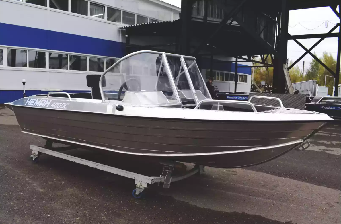 Алюминиевый катер Neman-400 DC в Перми