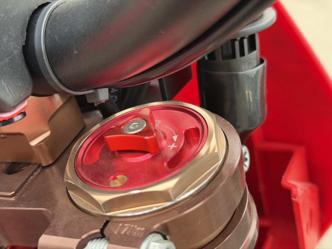 Кроссовый мотоцикл (эндуро) PROMAX WOLVERINE 302 2T EFI в Перми