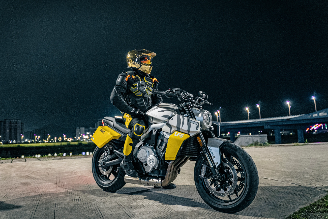 Мотоцикл Benda LFS 700 в Перми