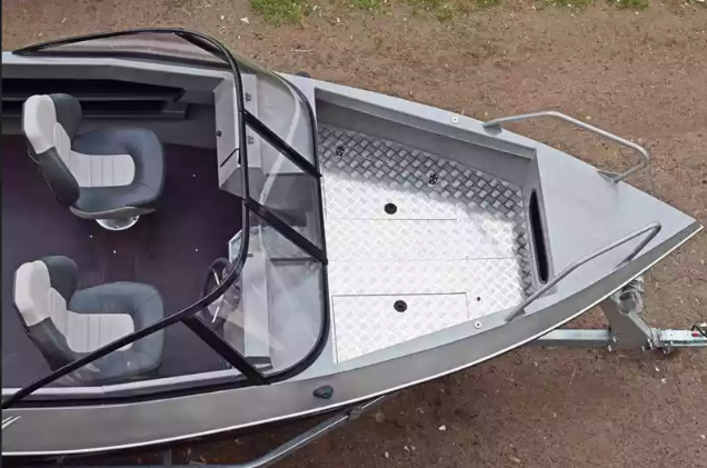 Алюминиевый катер Неман 550 DC в Перми