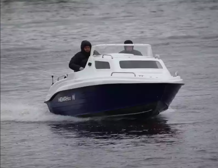 Комбинированный катер Neman-500 с каютой в Перми