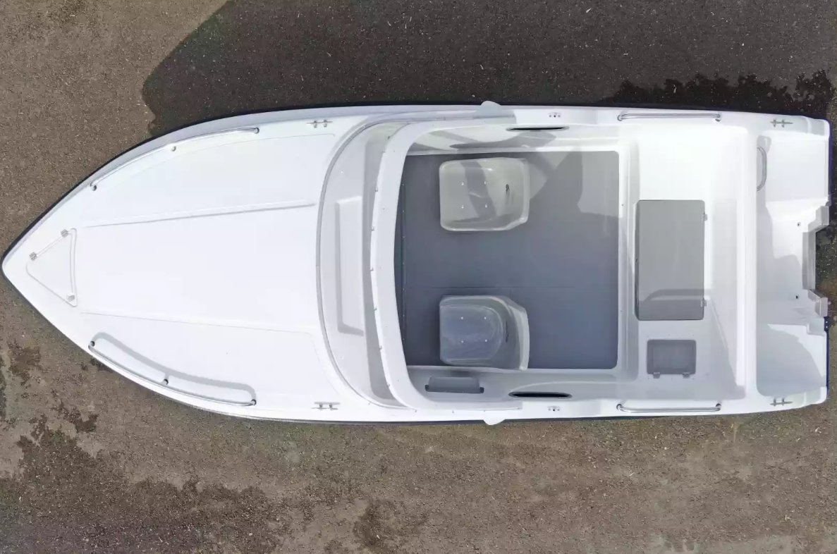 Комбинированный катер Neman-500 P в Перми