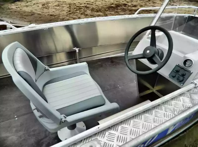 Алюминиевый катер Wyatboat-460 C в Перми