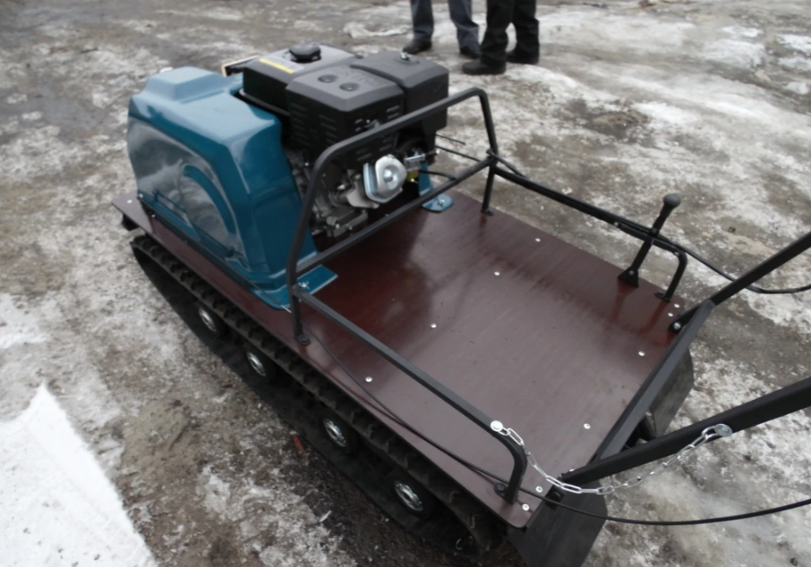 Мотобуксировщик AhtaR LR13 с реверс-вариатором Буран (задний ход) в Перми