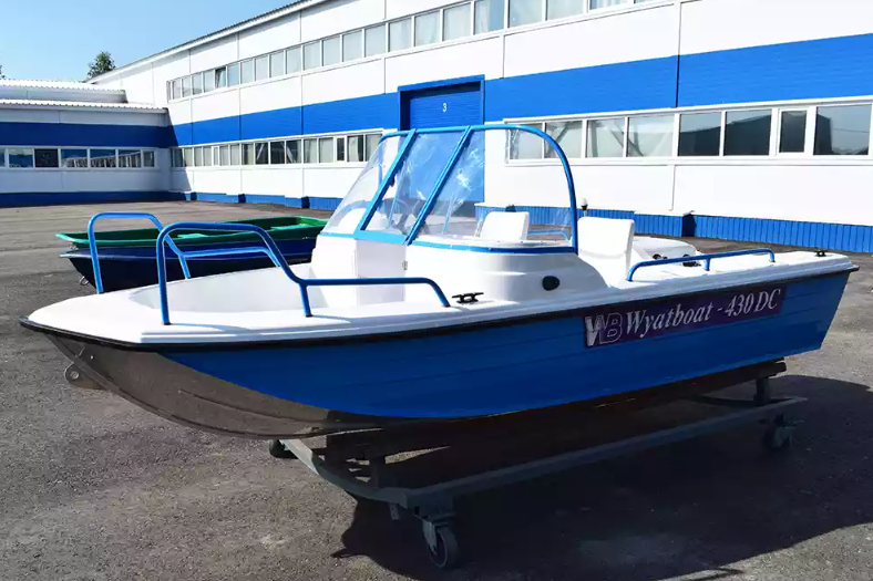 Комбинированный катер Wyatboat-430 DC в Перми
