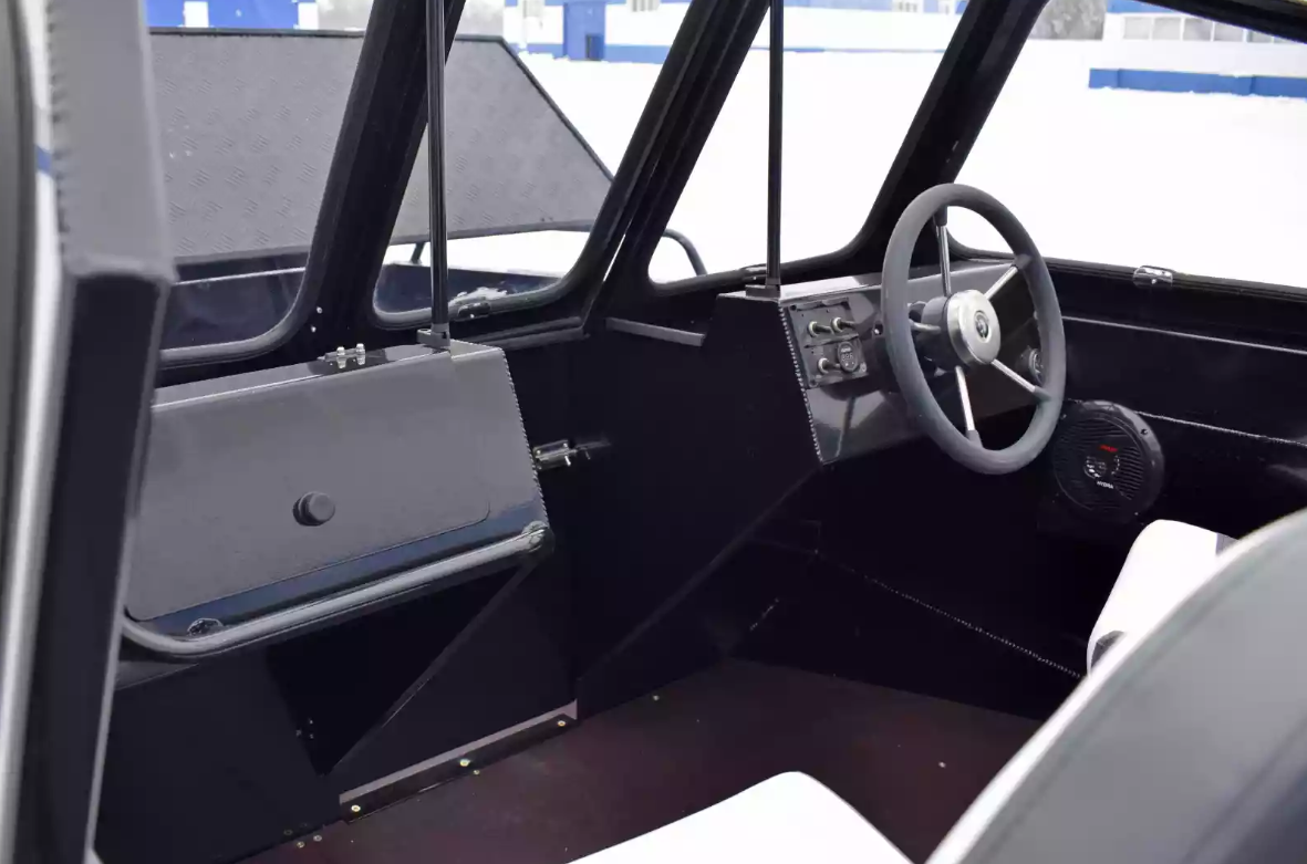 Алюминиевый катер Неман-500 DC Pro в Перми