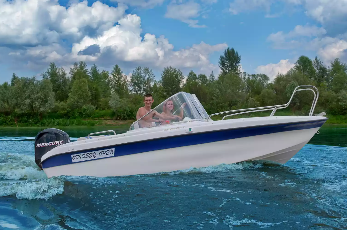 Стеклопластиковый катер Neman-530 Open в Перми