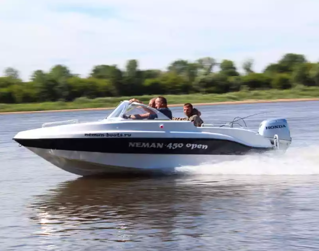 Стеклопластиковый катер Neman-450 Open в Перми