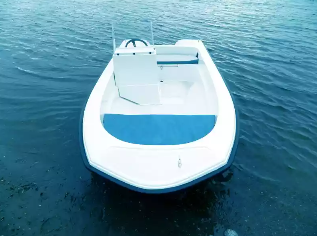 Стеклопластиковый катер Тримаран Wyatboat 430 C в Перми