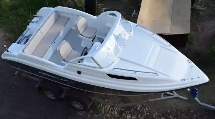 Комбинированный катер Neman-550 с каютой в Перми