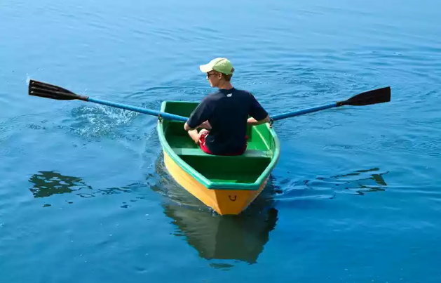 Стеклопластиковая лодка Малютка в Перми
