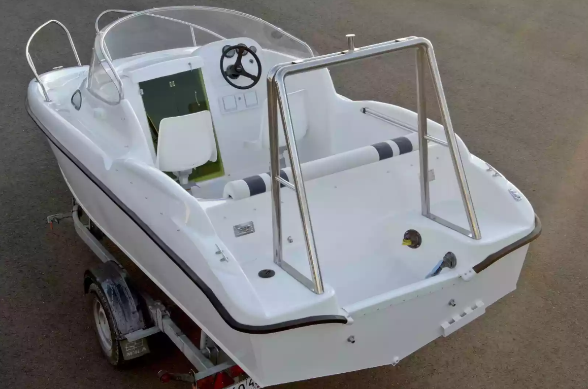 Комбинированный катер Neman-530 с каютой в Перми