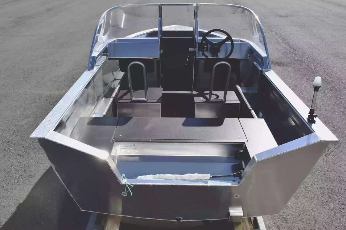 Алюминиевая лодка  Неман-400 DCM в Перми