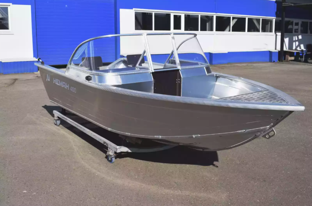 Алюминиевая лодка  Неман-400 DCM в Перми