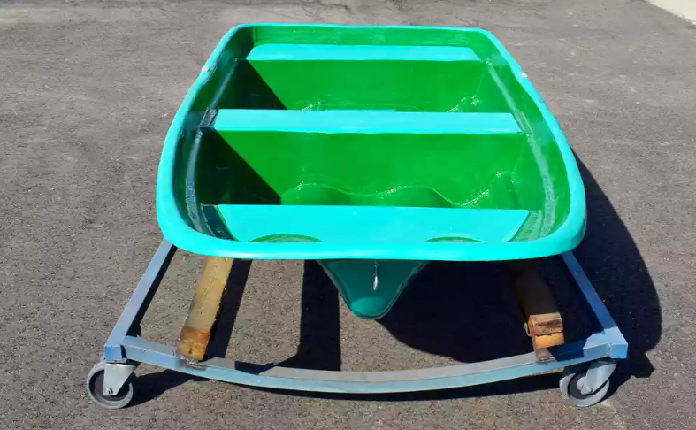 Стеклопластиковая лодка Старт (тримаран) в Перми