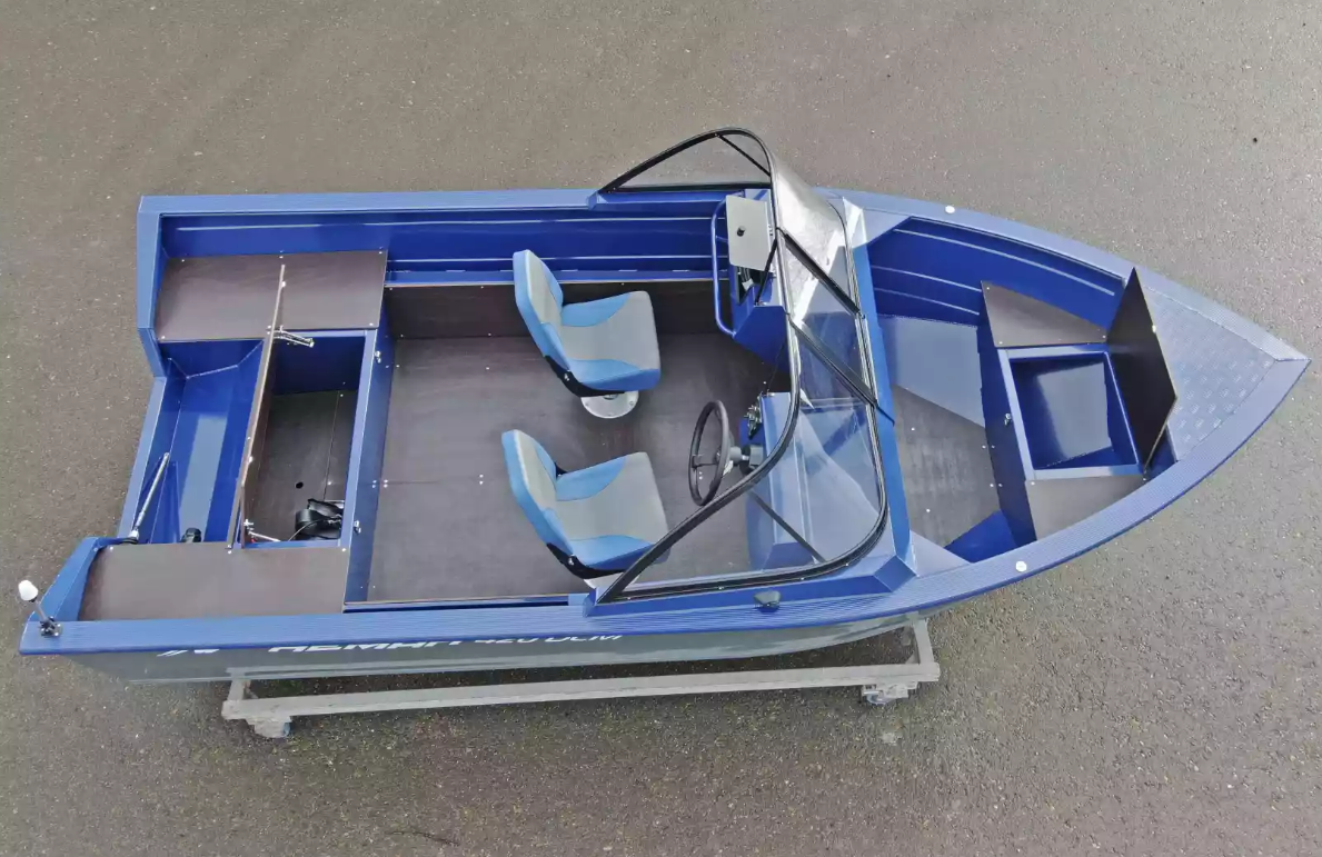 Алюминиевый катер Неман-420 DCM в Перми