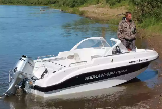 Стеклопластиковый катер Neman-450 Open в Перми
