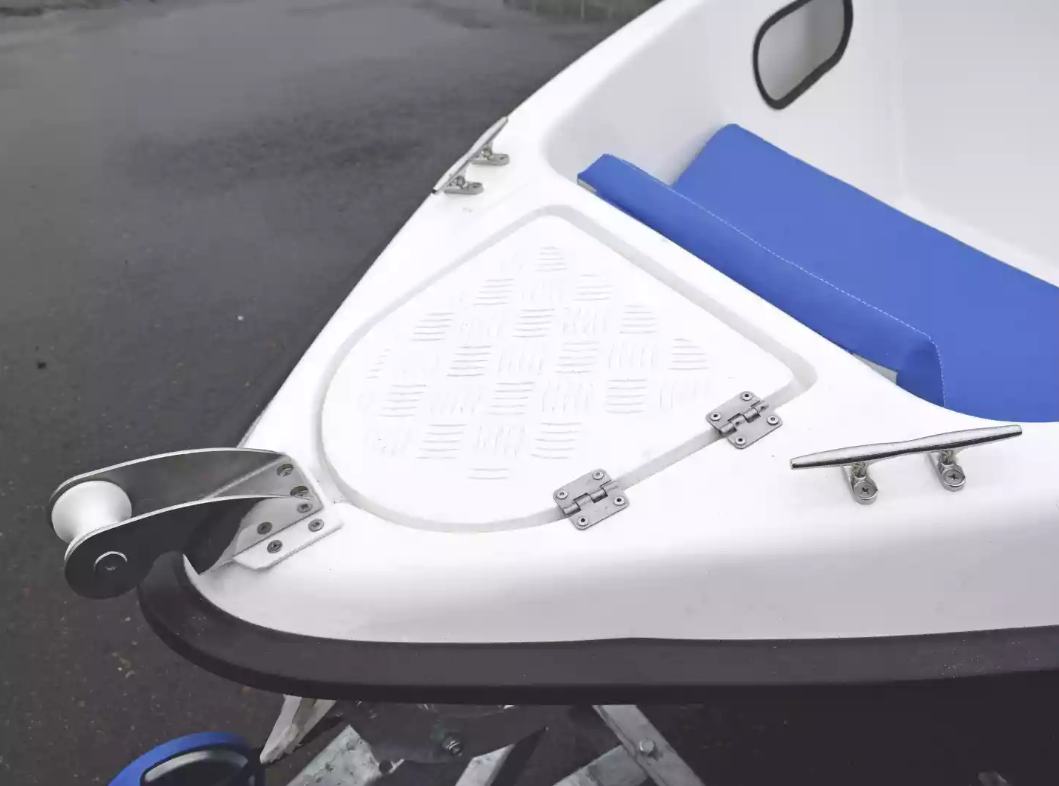 Стеклопластиковый катер Wyatboat-430DCМ (килевая) в Перми