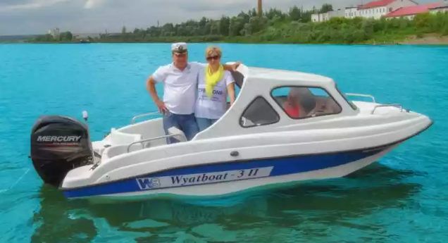 Стеклопластиковый катер Wyatboat-3 П (полурубка) в Перми