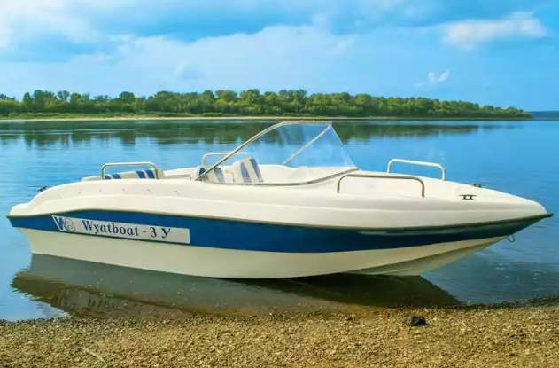 Стеклопластиковый катер Wyatboat-3 У в Перми