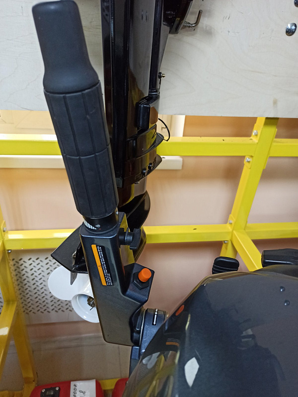 Лодочный мотор BREEZE F9,9S (4х тактный) в Перми