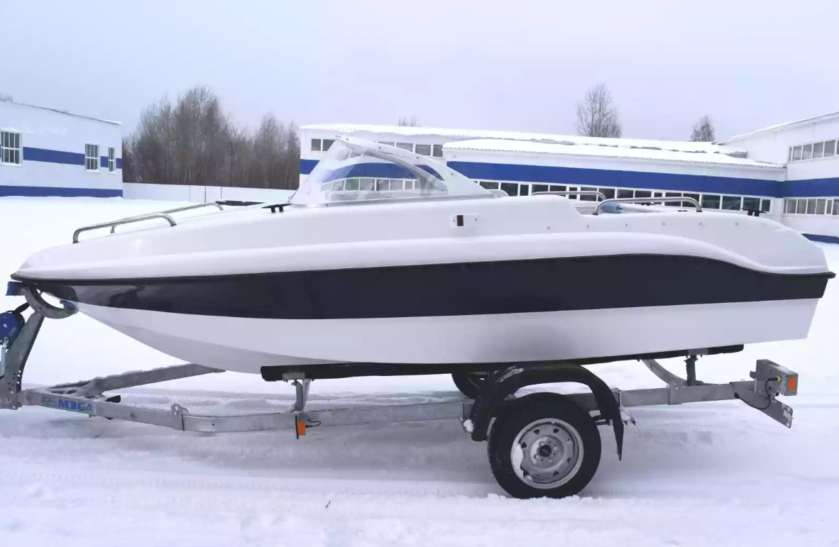 Стеклопластиковый катер Neman-450 в Перми