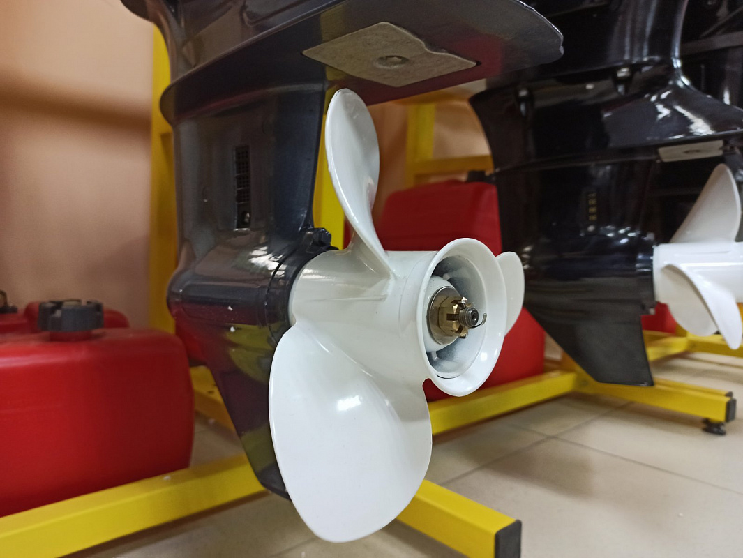 Лодочный мотор BREEZE F9,9S (4х тактный) в Перми