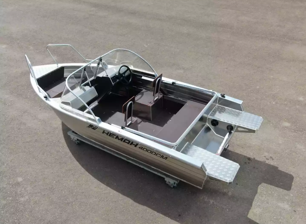 Алюминиевая лодка  Неман-400 DCM NEW в Перми