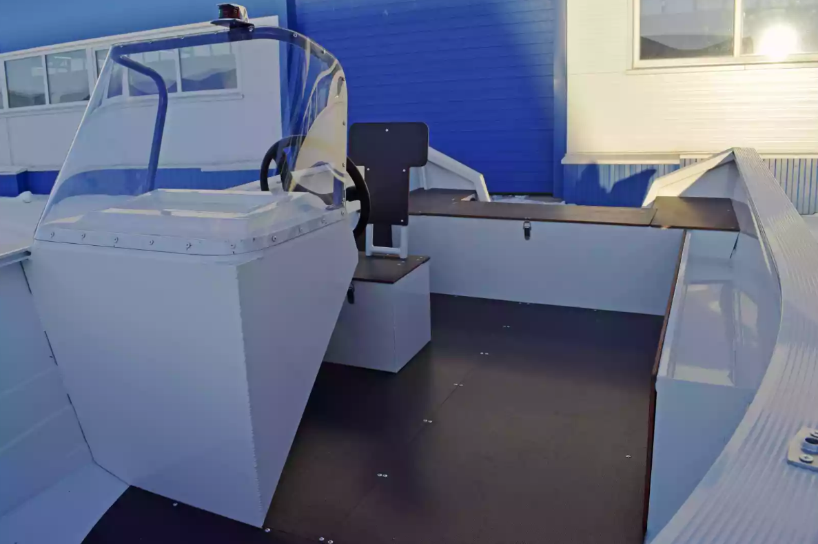 Алюминиевый катер Неман-400 С в Перми