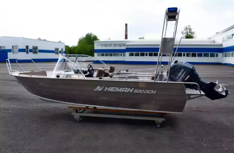 Алюминиевый катер Неман-500 DCM в Перми
