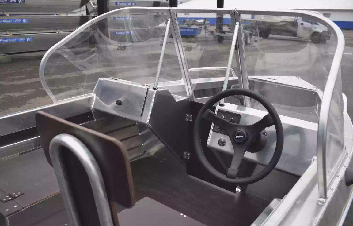 Алюминиевая лодка  Neman-400 DC в Перми