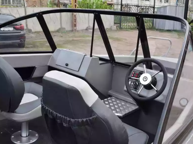 Алюминиевый катер Неман 550 DC в Перми