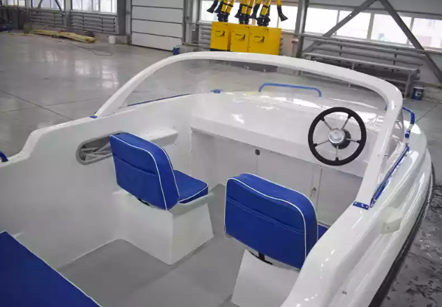 Комбинированный катер Neman-450 в Перми