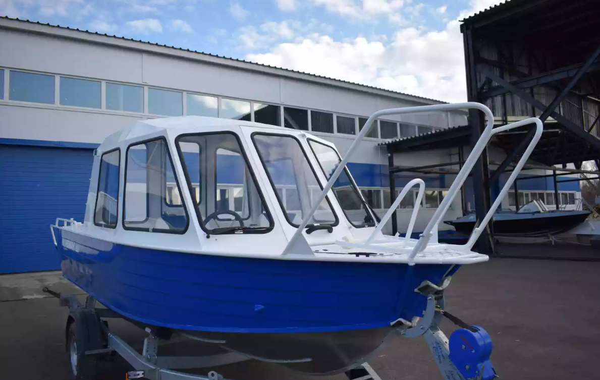 Алюминиевый катер Неман-500 (закрытая рубка) в Перми