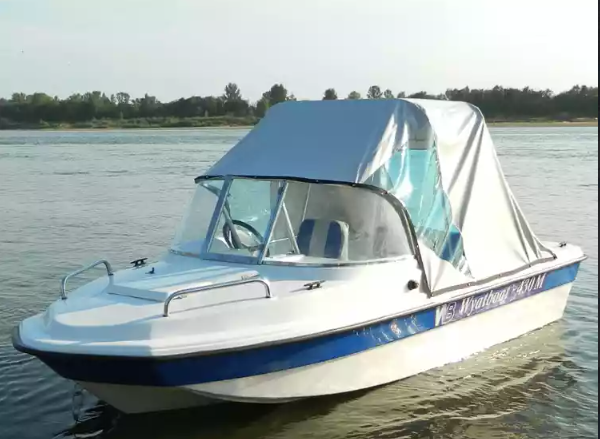 Стеклопластиковый катер Wyatboat-430 M (тримаран) в Перми Стеклопластиковый катер Wyatboat-430 M (тримаран) в Перми